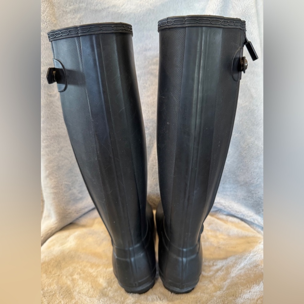 Hunter Women's Original Tall
Rain Boots 9 - Picture 9 of 10